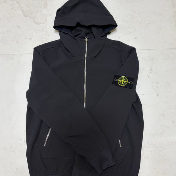 스톤아일랜드 소프트 쉘