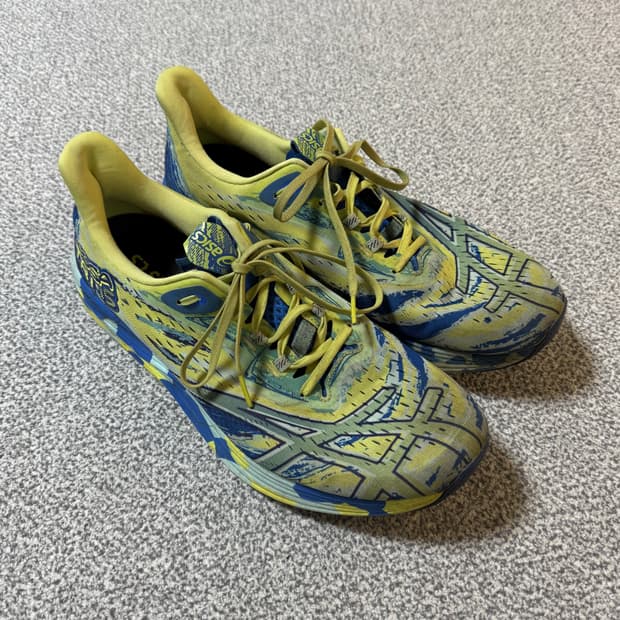 아식스 러닝화 누사 트라이 15 300