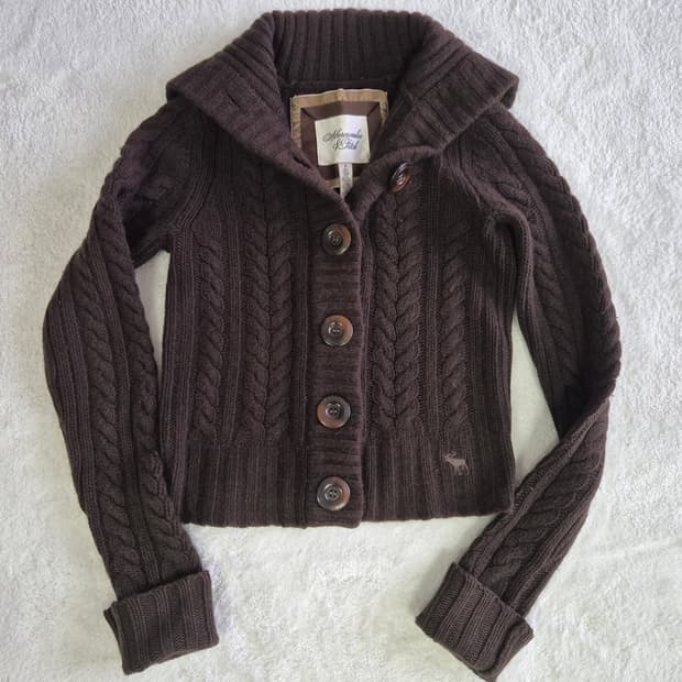 아베크롬비 꽈베기 니트 가디건