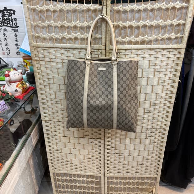 정품 구찌 수프림 조이 쇼퍼백 팝니다