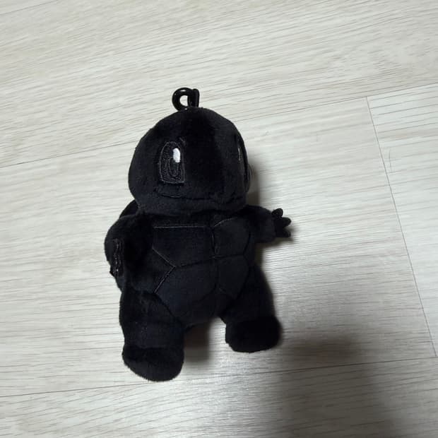 프라그먼트 x 포켓몬 INN 프로젝트 TBP 마스코트 키링 꼬부기 블랙