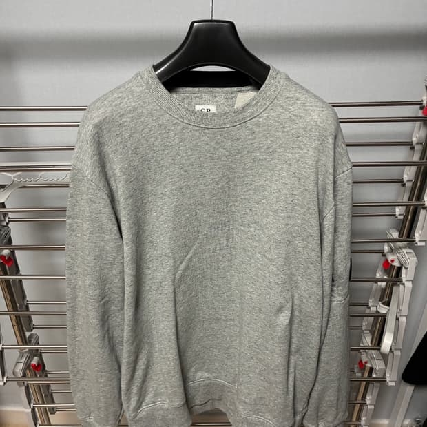 CP컴퍼니 맨투맨 XL RCCMSS713A 스톤아일랜드