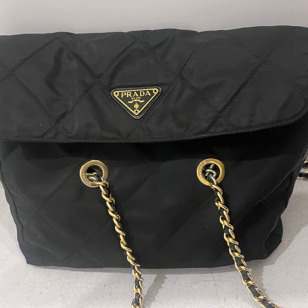 프라다 퀄팅 숄더백 정품