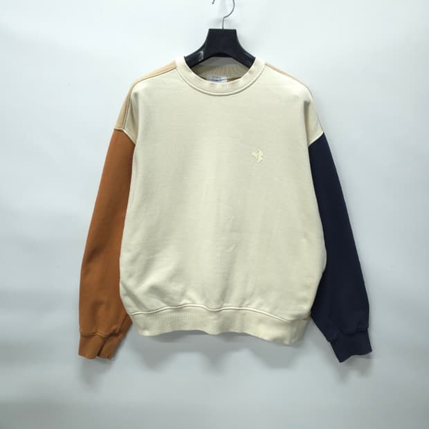 스튜디오 톰보이 배색 맨투맨 (여성 free)