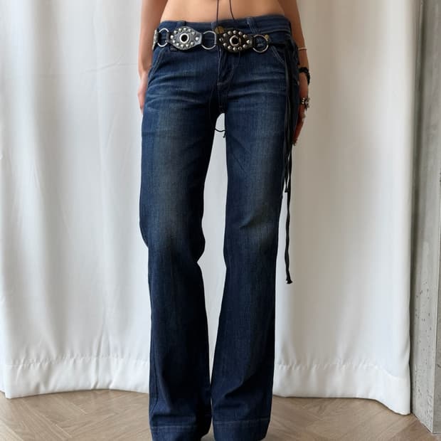 LEVI’S