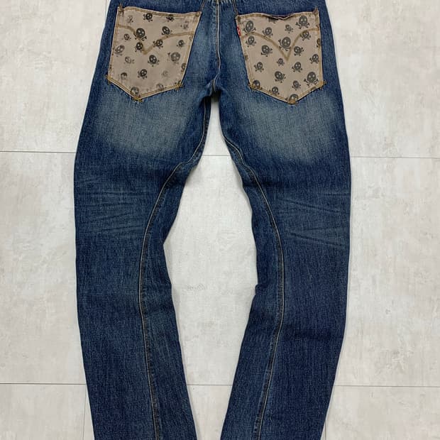 리바이스 엔지니어드 해골 패턴 포켓 데님 팬츠 #694