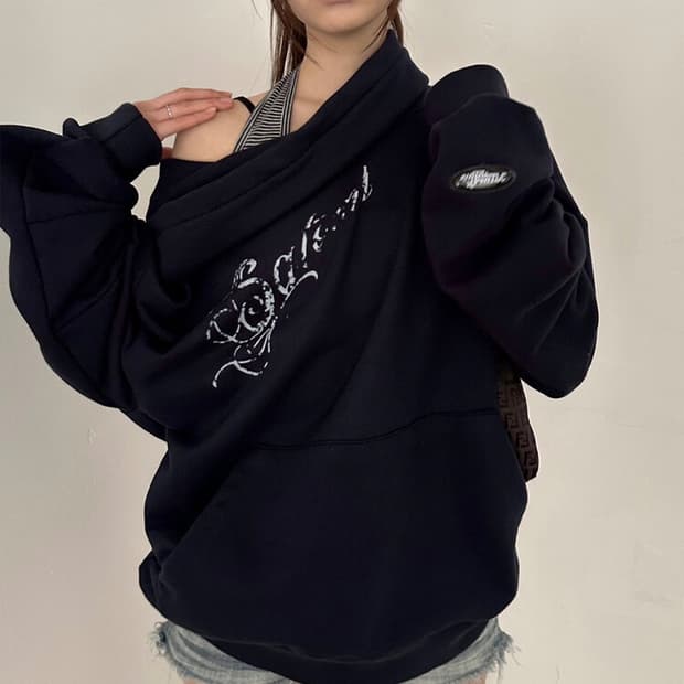 사토미라디오 Drape hoodie(n)