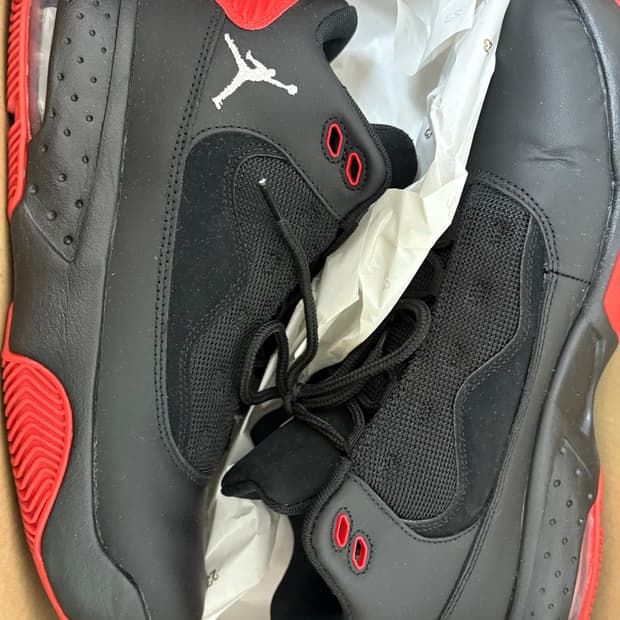 나이키 조던 맥스 아우라2 칠리 레드