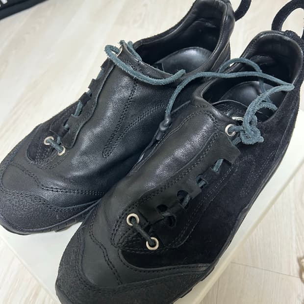 [42] 아워레가시 가베 스텔스 블랙 레더