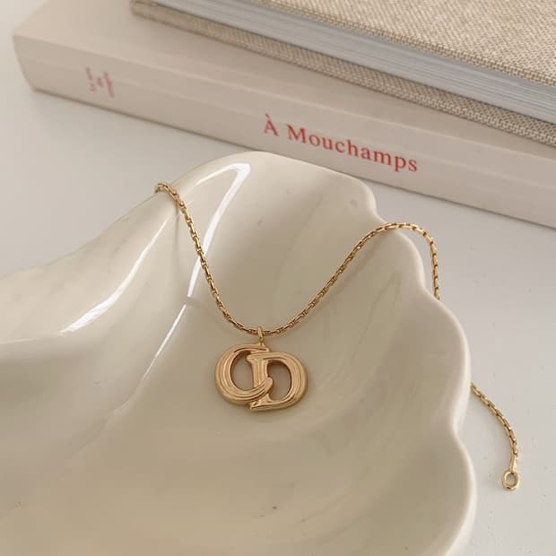 [ 디올 ] 디올 골드 로고 팔찌