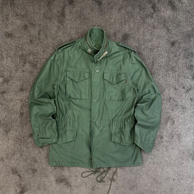 알파 인더스트리 M-65 필드 자켓