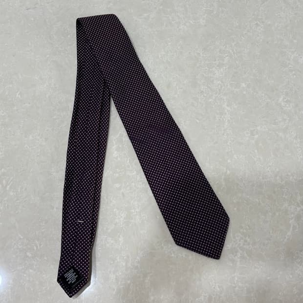띠어리 넥타이