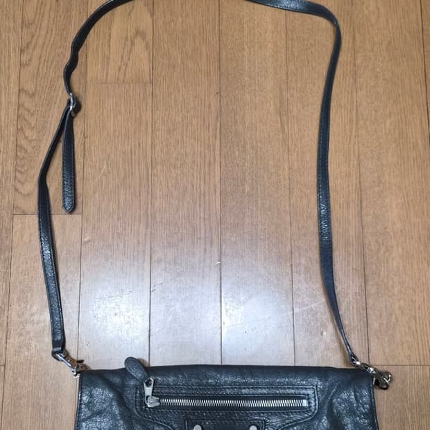 발렌시아가가방+구찌목걸이