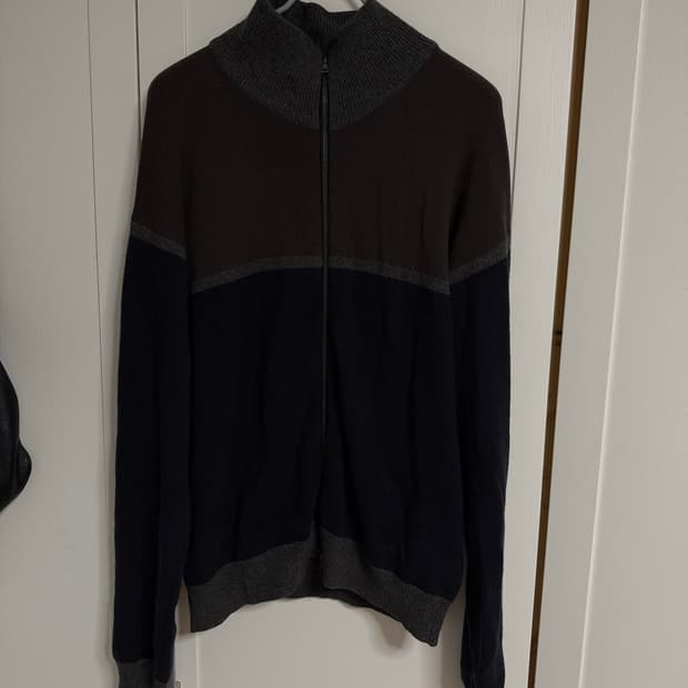 prada sports 프라다 스포츠 니트집업 