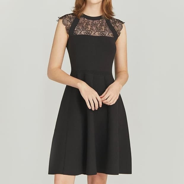 마른55 55반 텍달린 새상품 아떼 바네사브루노 레이스 니트 블랙 원피스