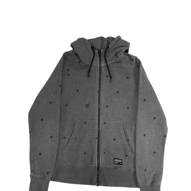 Nike (m)