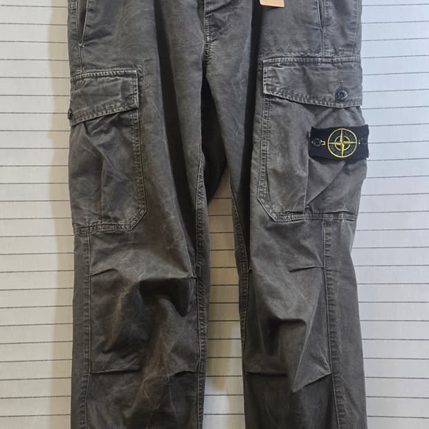 스톤아일랜드 카고 바지 그레이
