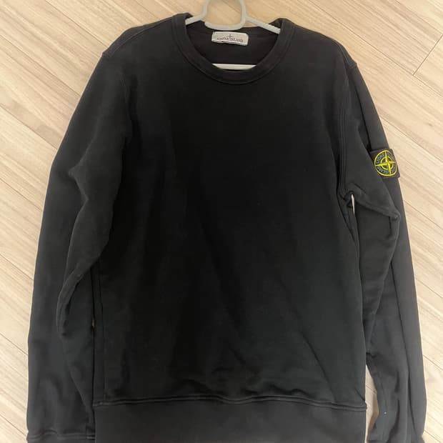 스톤아일랜드 맨투맨 블랙 S