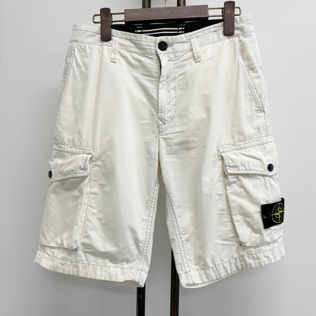 [31]스톤아일랜드 와펜패치 카고 반바지