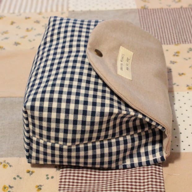 핸드메이드 네이비체크 박스 파우치