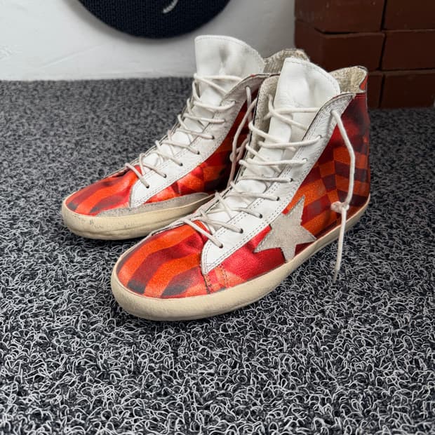 골든구스 프란시(Francy) 하이탑 스니커즈 - 지오메트릭 레드/오렌지