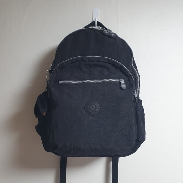 키플링 시티 블랙 백팩 데일리 몽키키링