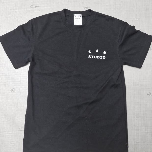 IAB Studio 십주년 티셔츠m