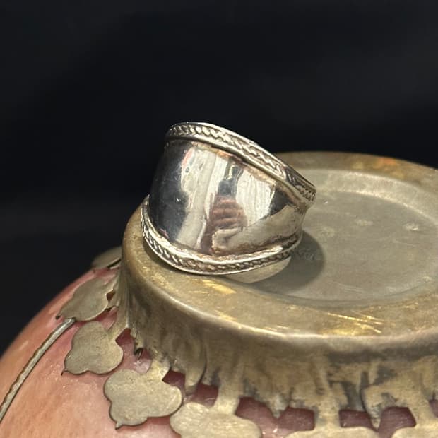 Bold 925silver ring