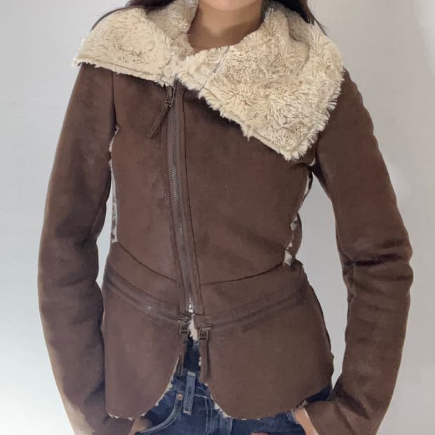 브라운 무스탕 자켓