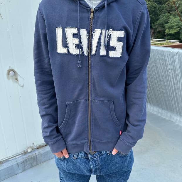 Levi's 리바이스 데미지 패치 로고 후드 집업