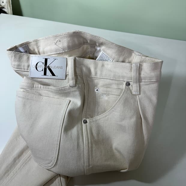 우먼M 켈빈클라인 CK 크림아이보리 보이프렌핏 데님팬츠