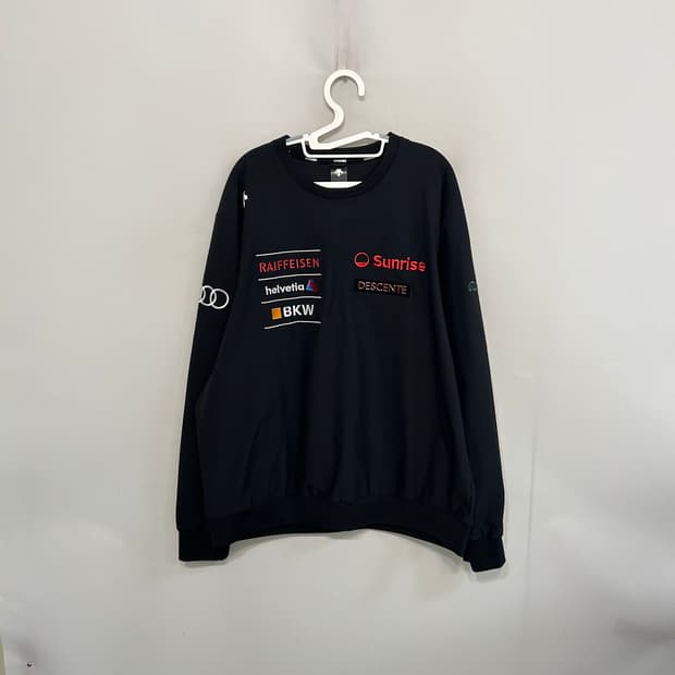 데상트 2025 스위스 스키 트레이닝 맨투맨 블랙 115 빅사이즈