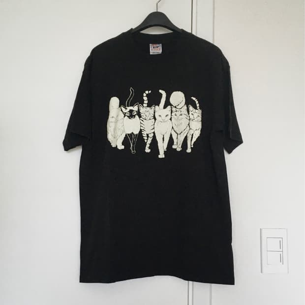cat both sides graphic t-shirt