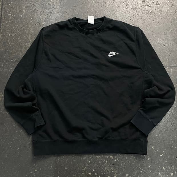 105 나이키 맨투맨