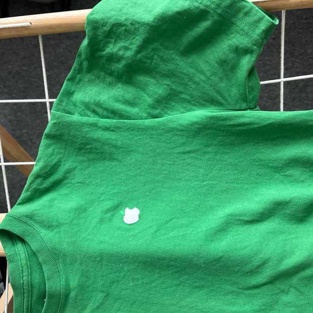 애플 로고 티셔츠 m사이즈 