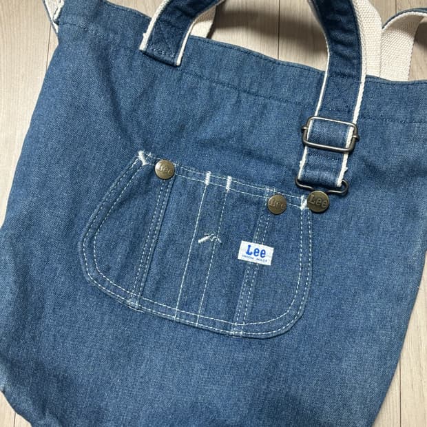 Lee 빈티지 청크로스백
