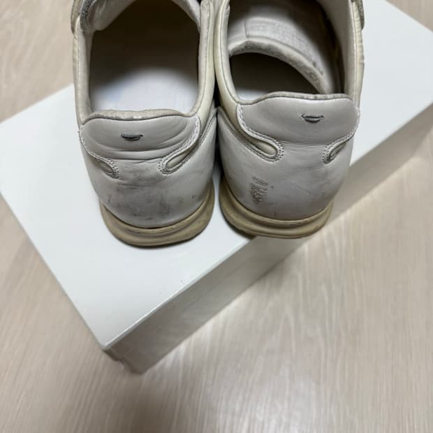 마르지엘라 스니커즈 42사이즈