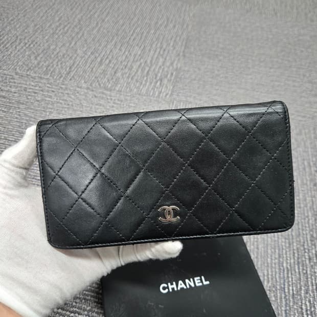 [특가][정품] 샤넬 램스킨 장지갑
