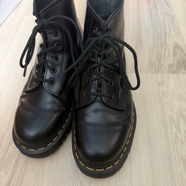 닥터마틴 스무스6홀 260