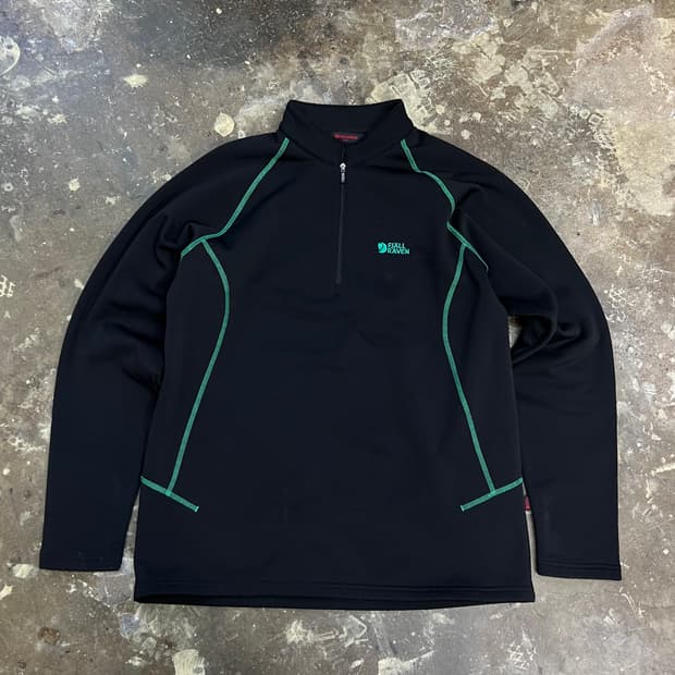 100) 피엘라벤 기모 하프집업 티셔츠