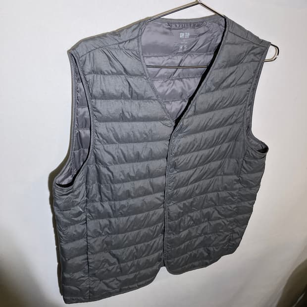 L)유니클로 울트라라이트다운 경량패딩 조끼