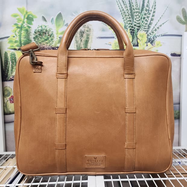 아웃백 가죽 서류가방 브리프케이스 노트북가방 BF10