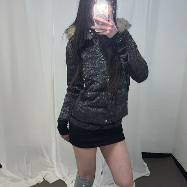 Juicy Couture 레오파드 글리터 울프죠 패딩