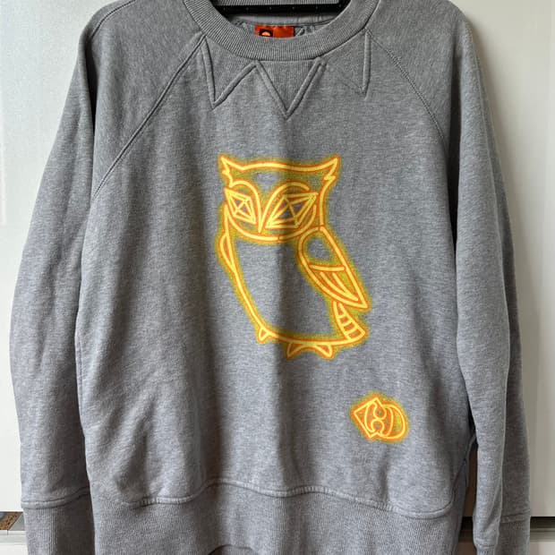 럭키슈에뜨맨투맨