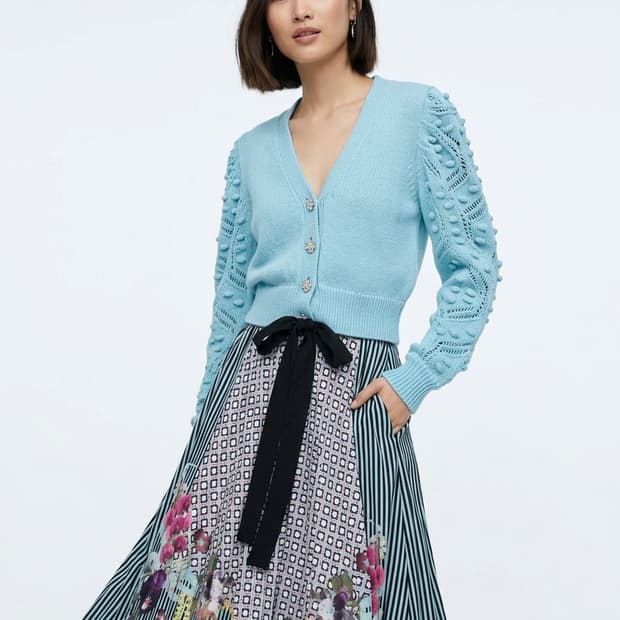 자라 크로쉐 보석단추 가디건