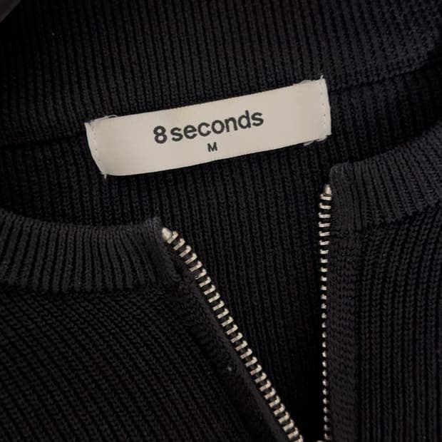 8세컨즈 니트집업