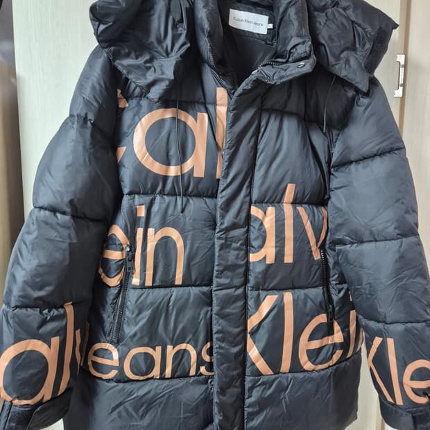 캘빈클라인진  얼티밋 블러드 로고 다운점퍼 패딩 푸퍼 오버핏 M