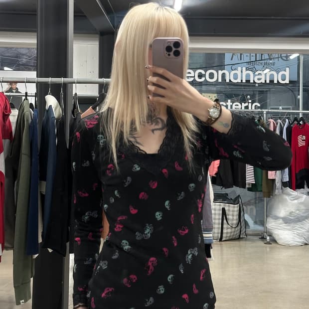 히스테릭글래머 90s 스컬 레이스 긴팔 슬리브 갸루 y2k