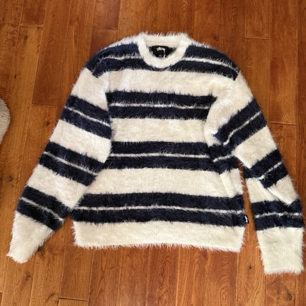 스투시 헤어리 스트라이프 크루 스웨터 아이보리/네이비