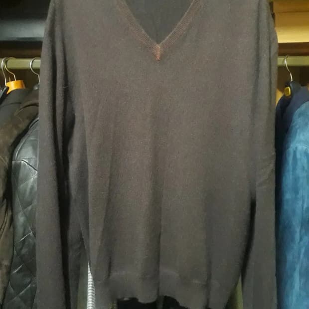 [판매]Malo Cashmere Knitwear말로 캐시미어 브이넥 니트